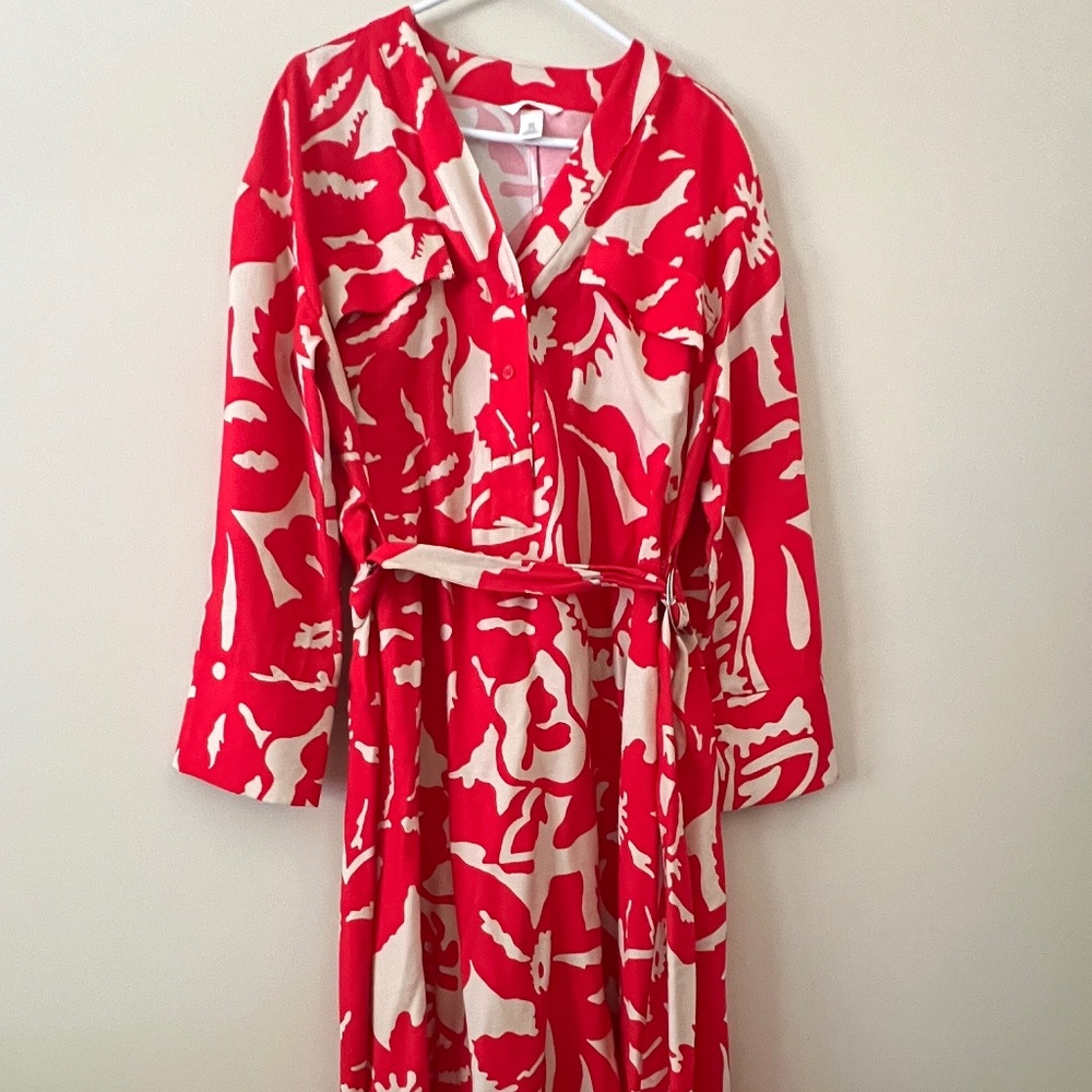 H&M Dress 3/4 length sleeve midi length